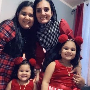 Meet your Posher, Manuela